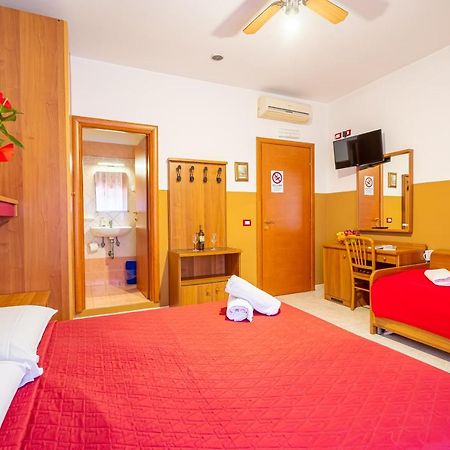 Booking Inn Rome Center Εξωτερικό φωτογραφία