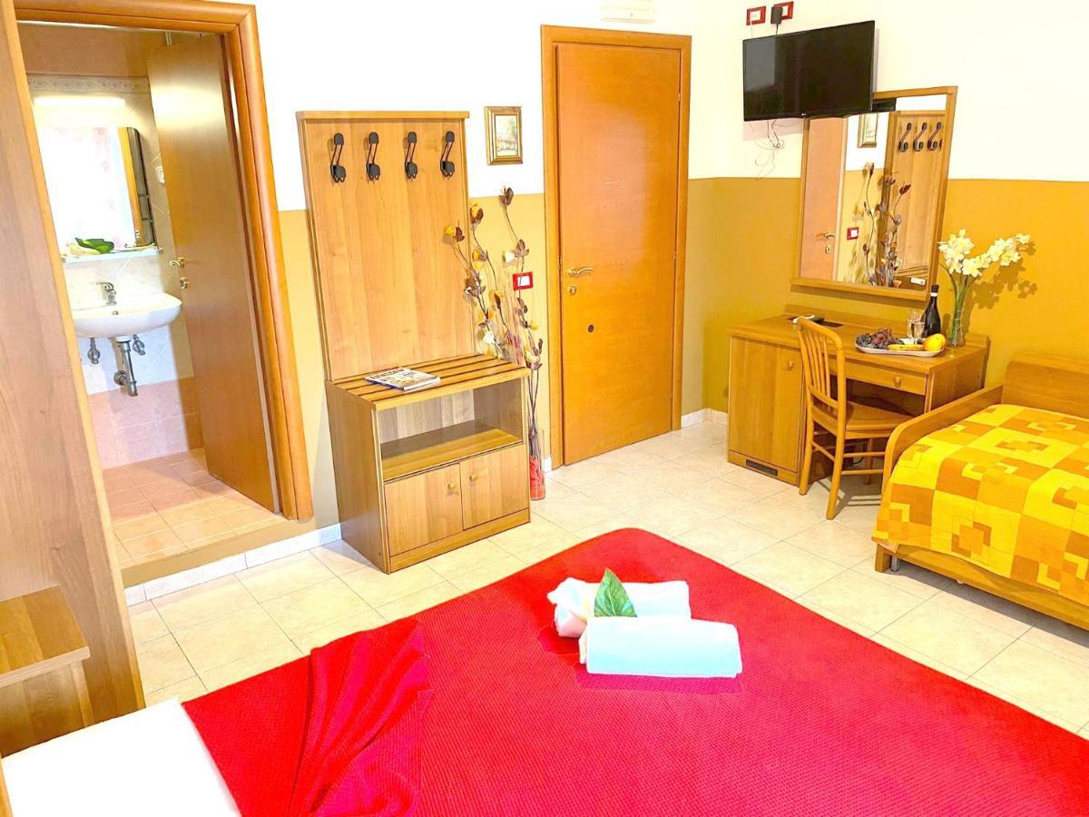 Booking Inn Rome Center Εξωτερικό φωτογραφία