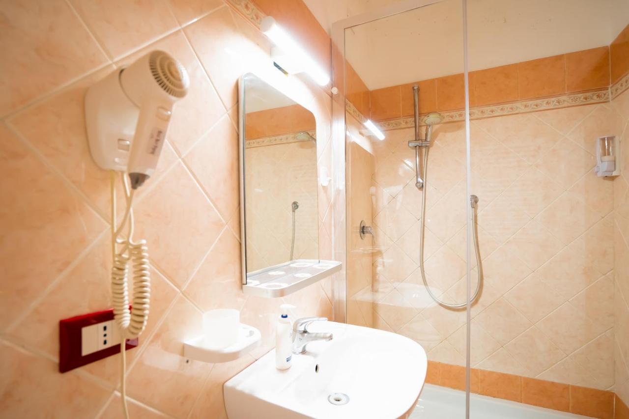 Booking Inn Rome Center Εξωτερικό φωτογραφία